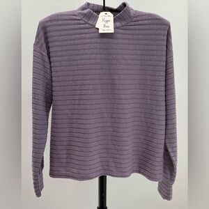Hippie Rose Women’s Sweater Size Medium Lilac New With Tags